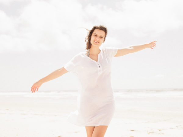 robe de plage en coton bio blanc